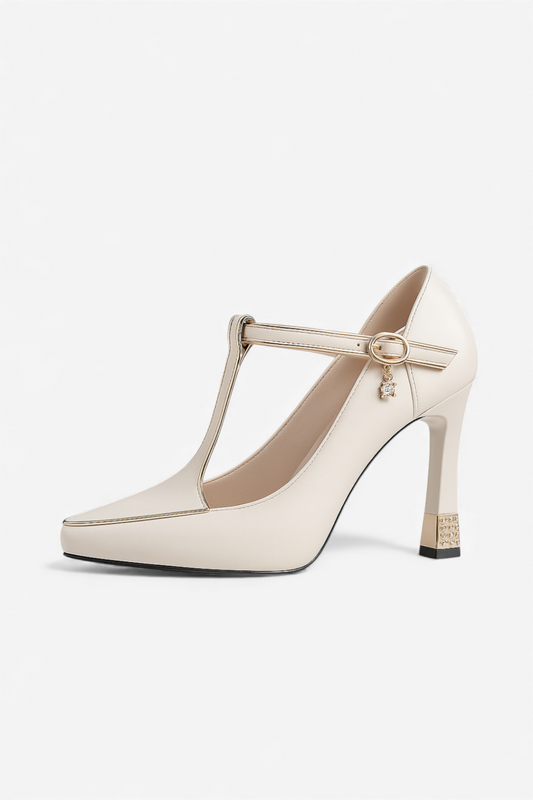 VISOKI PETNI ČEVLJI Z METALNIMI DETAJLI