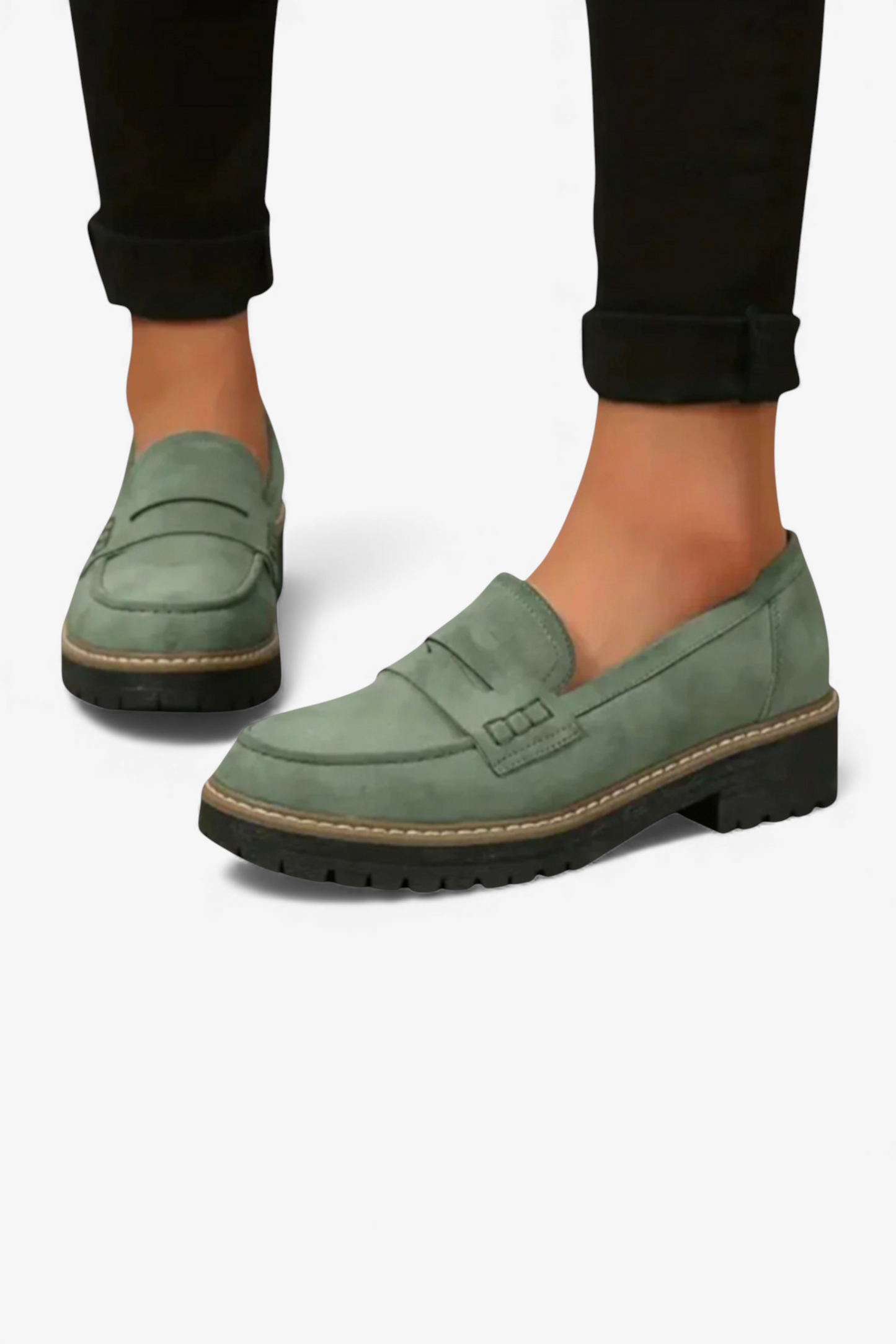 MOKASINI ZA PROSTI ČAS Z NEDRSEČIM PODPLATOM