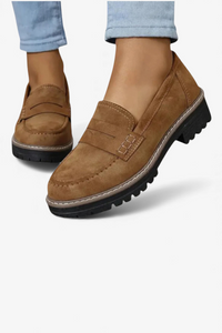 MOKASINI ZA PROSTI ČAS Z NEDRSEČIM PODPLATOM